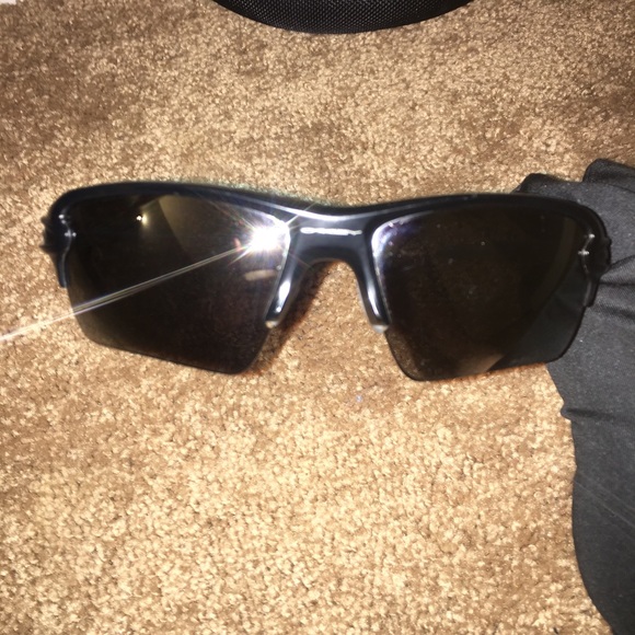 Oakley Sunglasses - Picture 2 of 6